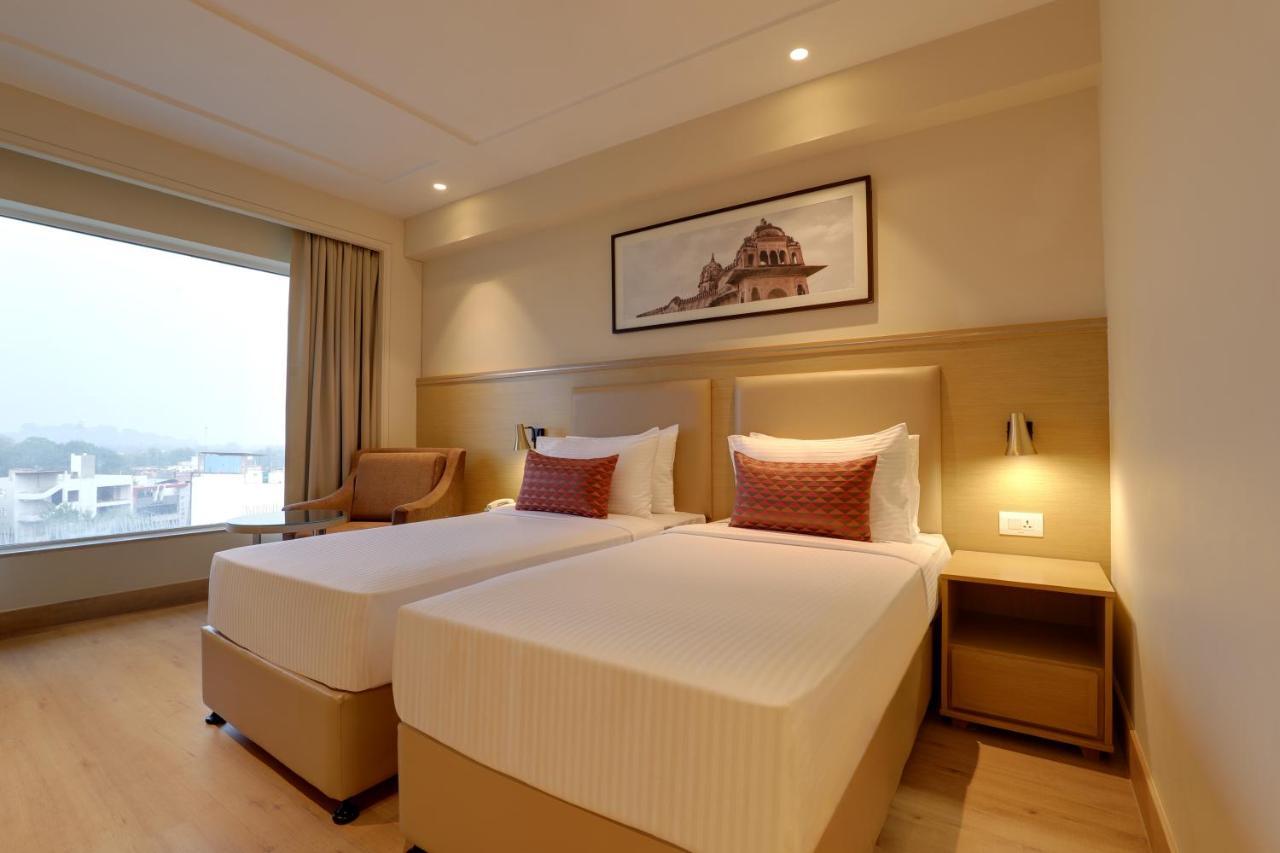 Lemon Tree Hotel, Jhānsi Exteriér fotografie