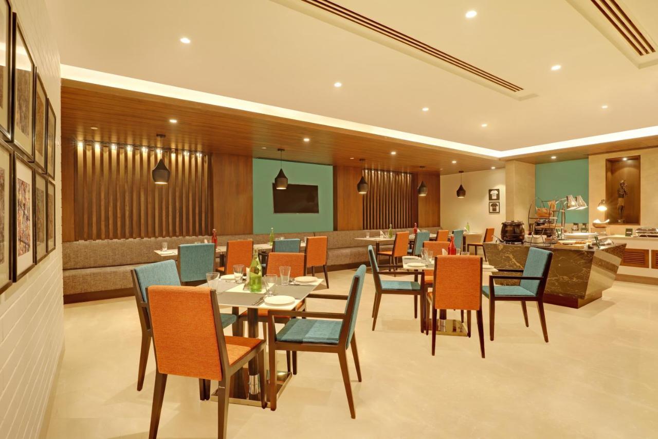 Lemon Tree Hotel, Jhānsi Exteriér fotografie
